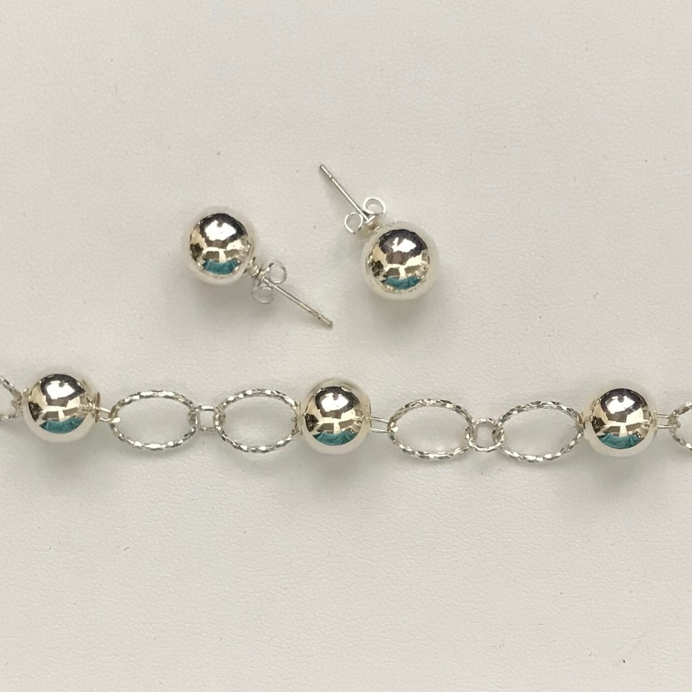 Solid Set, Bracelet w/Earrings - Picture 2 of 4